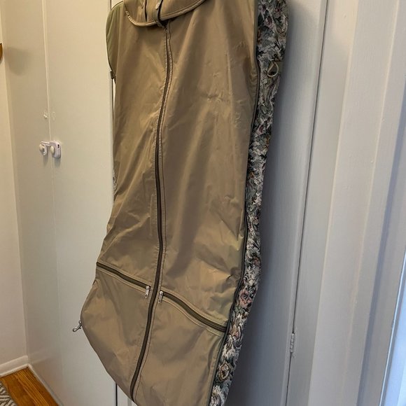 Vintage Floral Tapestry Garment Bag By Hampshire - Picture 9 of 12